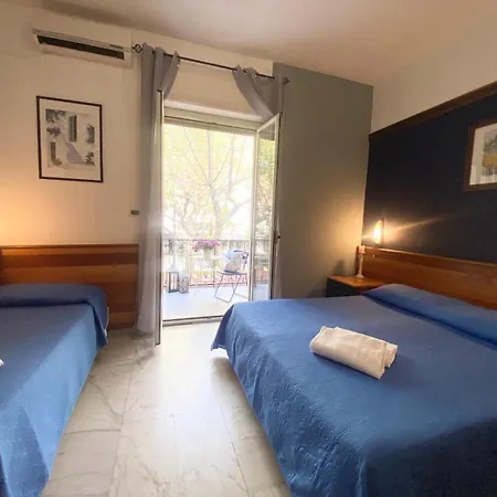 Ξενοδοχείο Praja Mare 3*