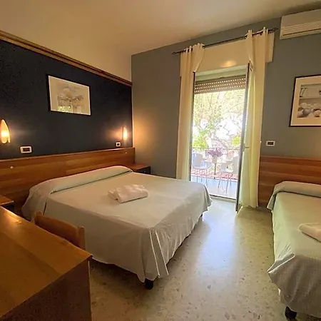 Hotel Praja Mare 3*